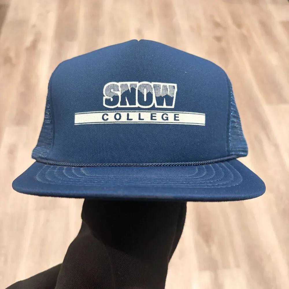 RARE Vintage 80s Snow College Foam Trucker Hat Men's One Size Navy Blue Mesh